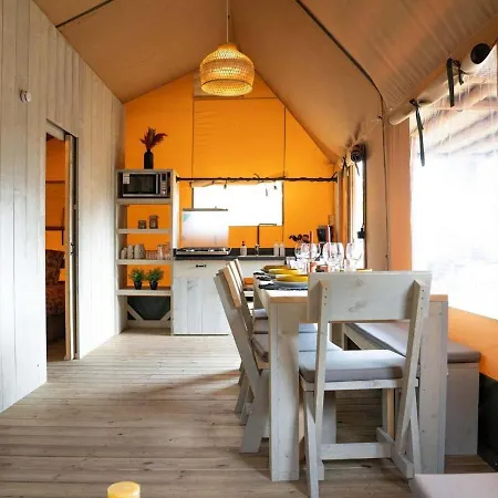 Xl Glamping Tent With Bathroom In Luxury tent *