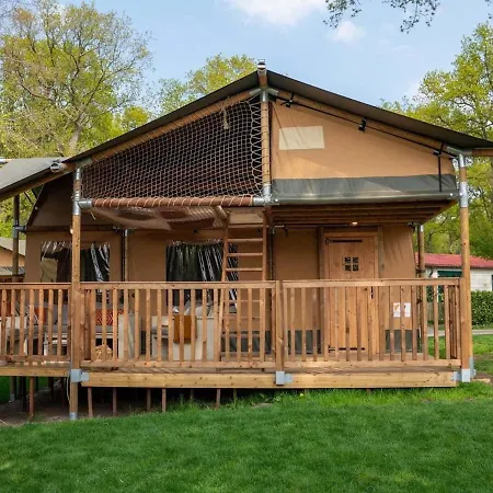 Xl Glamping Tent With Bathroom In *