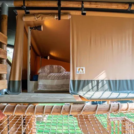 Xl Glamping Tent With Bathroom In * Lathum