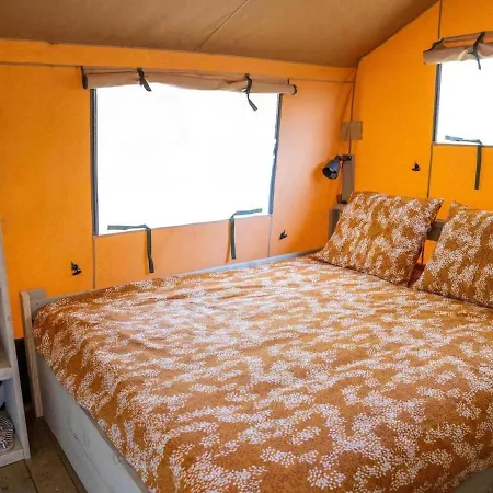 Xl Glamping Tent With Bathroom In