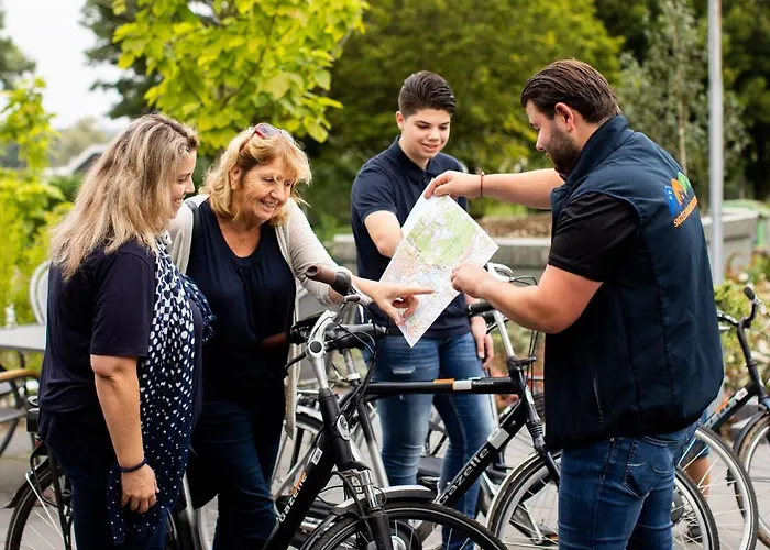 Luxe tent Glamping Tent By De Rhederlaag Lathum