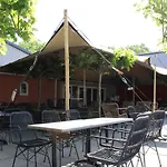 Glamping Tent By De Rhederlaag Luxusní stan