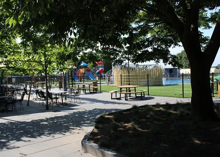 Luksusowy namiot Glamping Tent By De Rhederlaag *