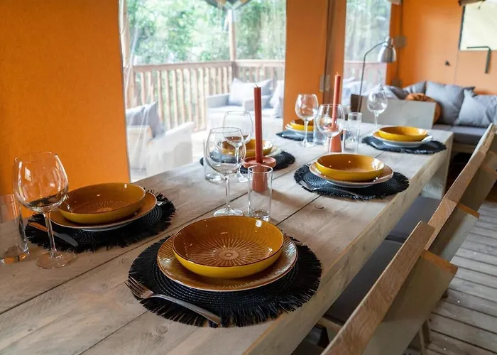 Glamping Tent By De Rhederlaag Luksusowy namiot *